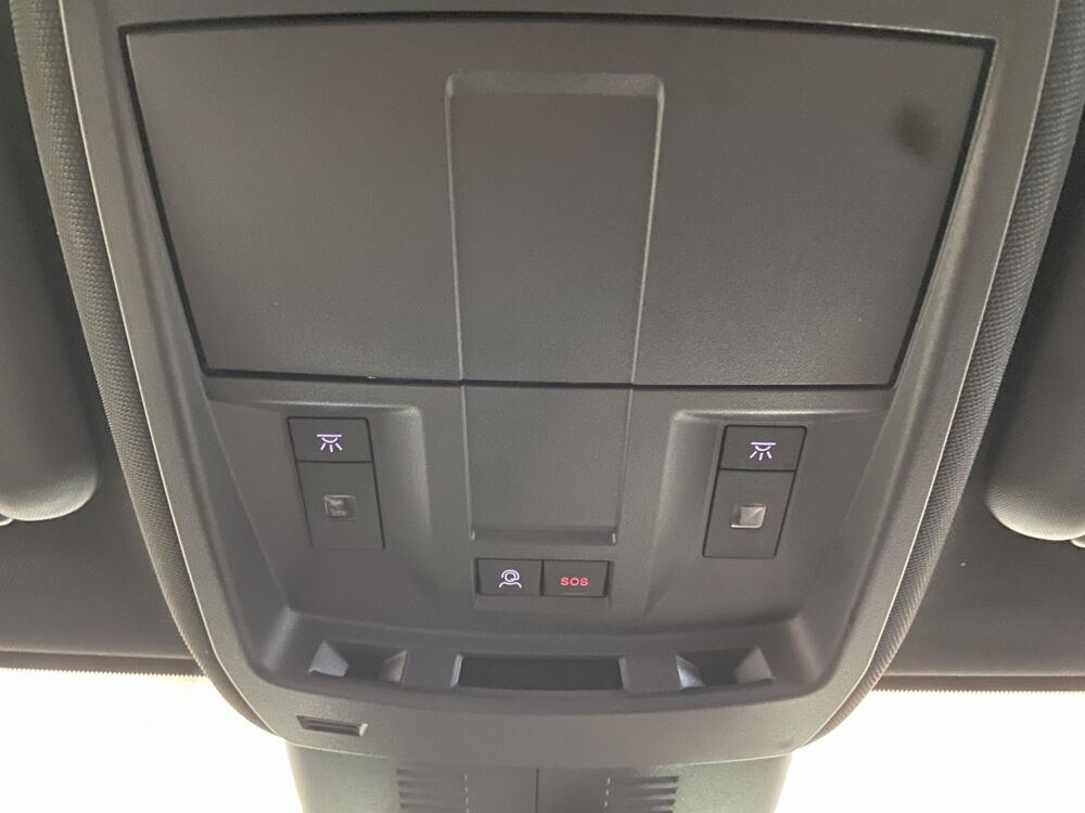 5008 1.2 HYBRID 145 E-DCS6 ALLURE 2025 occasion 38550 Saint-Maurice-l'Exil