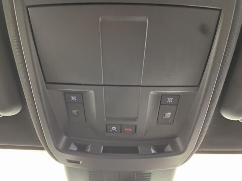 5008 1.2 HYBRID 145 E-DCS6 ALLURE 2025 occasion 38550 Saint-Maurice-l'Exil