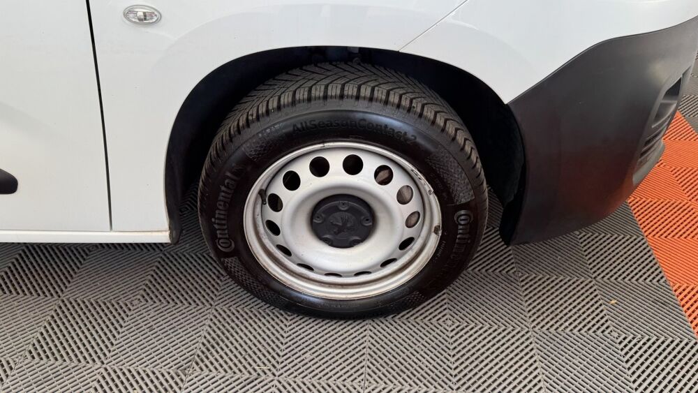 Jumpy BLUEHDI 100 S&S 650KG STAND ASPHALT 2021 occasion 91580 &Eacute;tr&eacute;chy