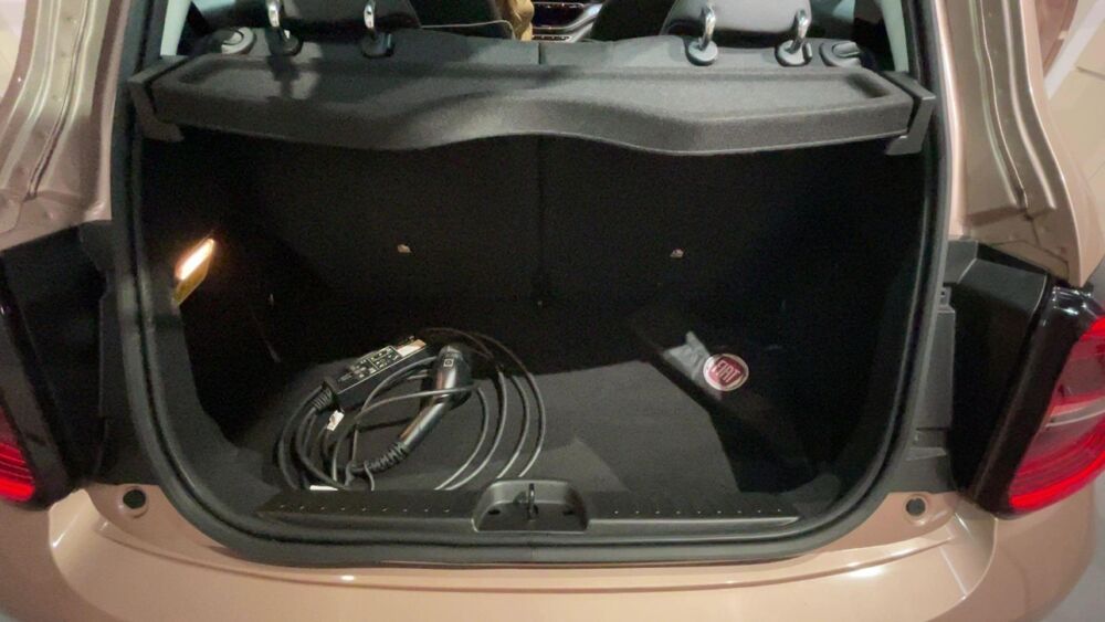 500 E 24kWh Pack Confort & Style 3+1 2023 occasion 76360 Barentin