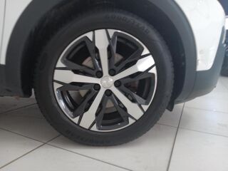 3008 Puretech 130 S&S €6.c ALLURE 2018 occasion 63300 Thiers