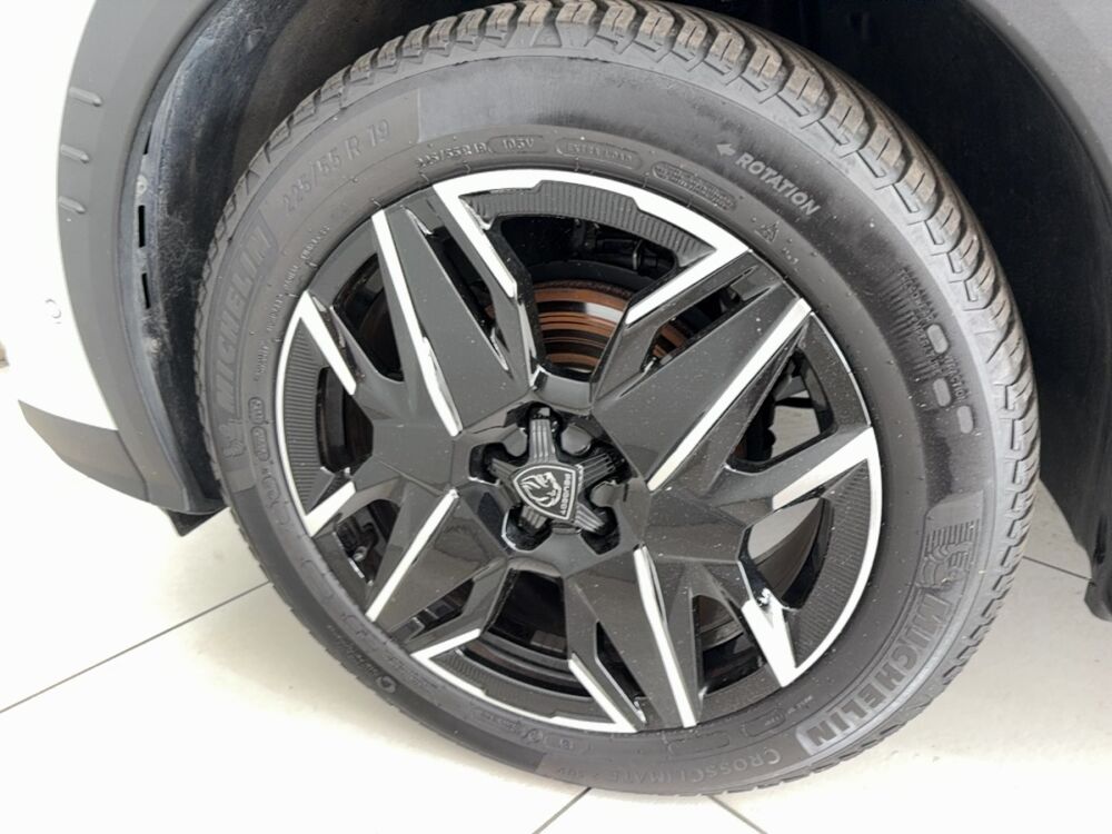 3008 1.2 HYBRID 145 E-DCS6 ALLURE 2025 occasion 63300 Thiers