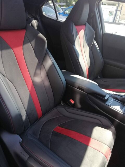 UX 250H 2WD F SPORT 2022 occasion 38300 Saint-Savin