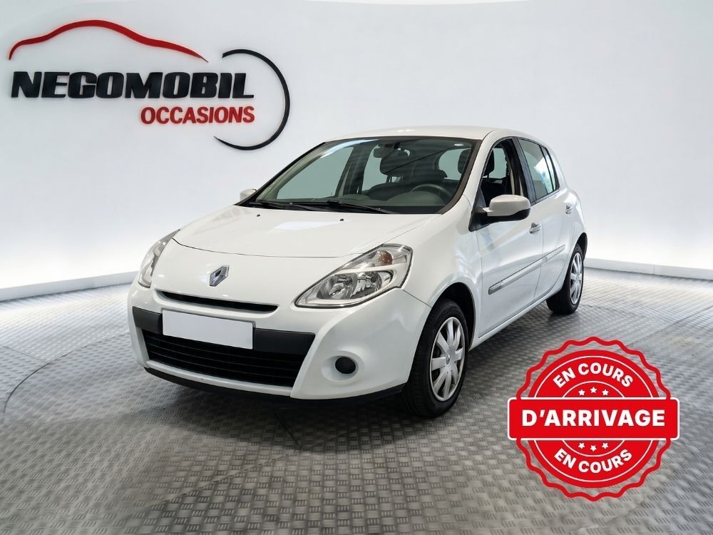 Clio Authentique 1.2 16v 75 Eco2 2014 occasion 35210 Ch&acirc;tillon-en-Vendelais