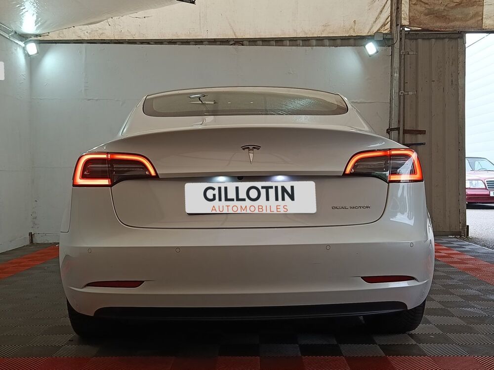 Model 3 Grande Autonomie 2022 occasion 91580 &Eacute;tr&eacute;chy