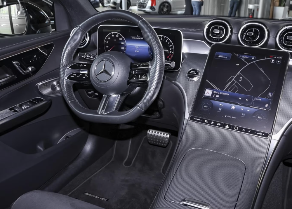 Classe GLC GLC 300 e AMG Line 4MATIC - Burmester - Divers dispo 2023 occasion 69007 Lyon