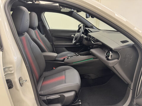 Junior 1.2 Ibrida 136ch Speciale DCT6 2025 occasion 76360 Barentin