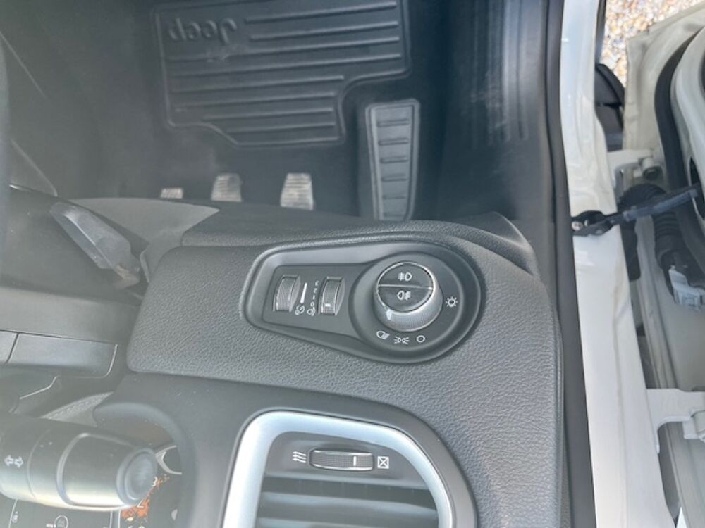 Renegade 1.4 MultiAir S&S 140 Longitude 2017 occasion 47200 Saint-Pardoux-du-Breuil