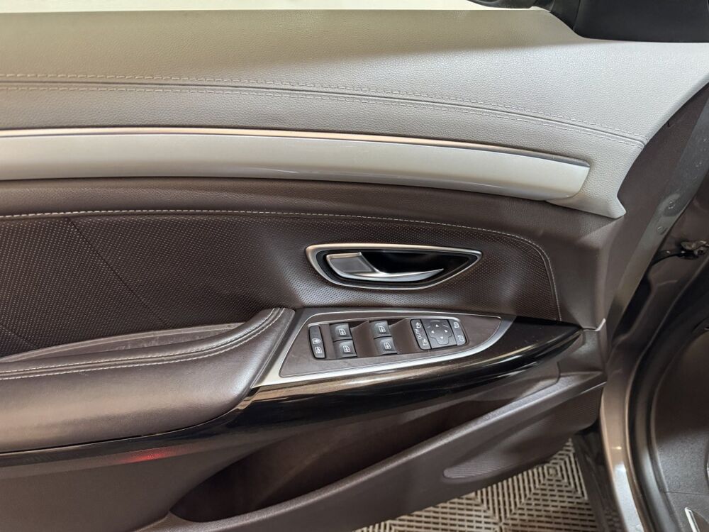 Espace Initiale Paris Energy Tce 200 EDC (5 pl) 2015 occasion 91580 &Eacute;tr&eacute;chy