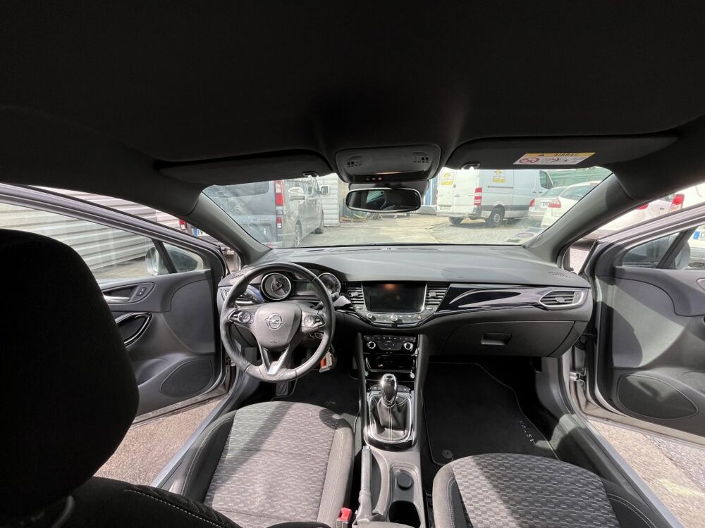 Astra 1.0 ECOTEC TURBO 105 BLACK EDITION 2018 occasion 44150 Saint-G&eacute;r&eacute;on