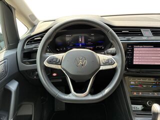 Touran 2.0 TDI Style 7P 150 ch Pack Voyage Attelage Dynaudio Autres 2025 occasion 69007 Lyon