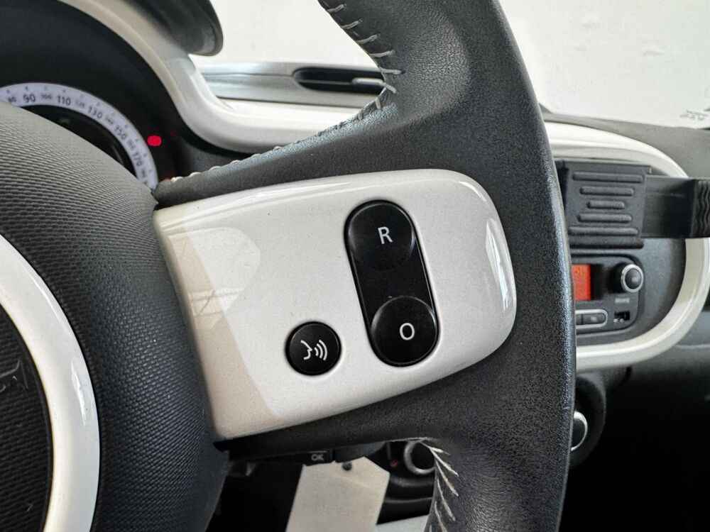 Twingo Intense Energy TCe 90 2016 occasion 91580 &Eacute;tr&eacute;chy