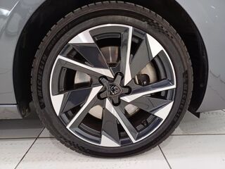 308 SW PHEV 180 E-EAT8 ALLURE PACK 2022 occasion 63300 Thiers