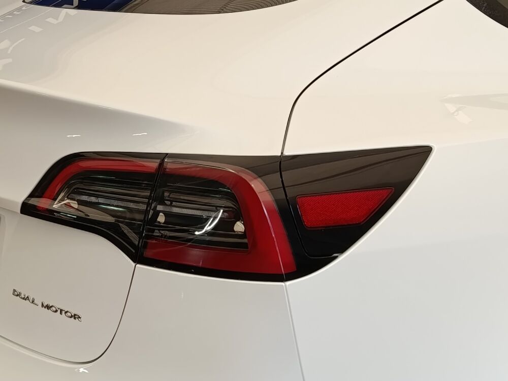 Model 3 Grande Autonomie Dual-Motor AWD 2024 occasion 91580 &Eacute;tr&eacute;chy