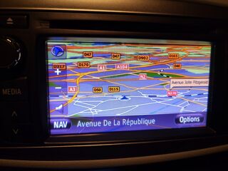 Yaris Hybrid 100h Style 2014 occasion 93600 Aulnay-sous-Bois