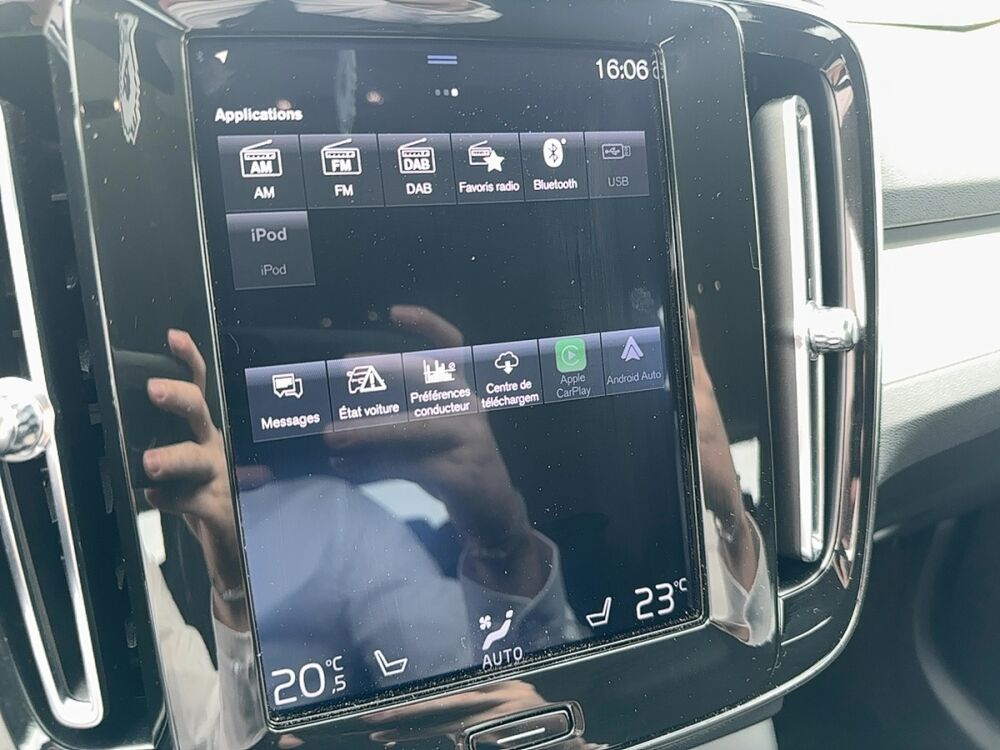 XC40 T3 163 Geartronic 8 Momentum 5 portes (juin 2020) (co2 165) 2020 occasion 40160 Parentis-en-Born