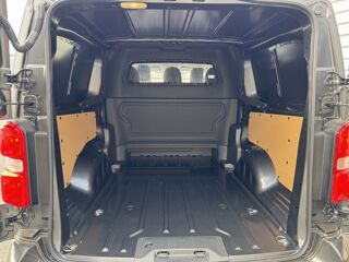 Jumpy XL Diesel 180 ch Automatique Cab Appro 10KMS 2portes lateral 2026 occasion 86440 Mign&eacute;-Auxances
