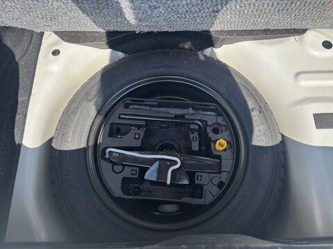 C3 PureTech 110 S&S EAT6 Shine Pack 2022 occasion 69330 Meyzieu
