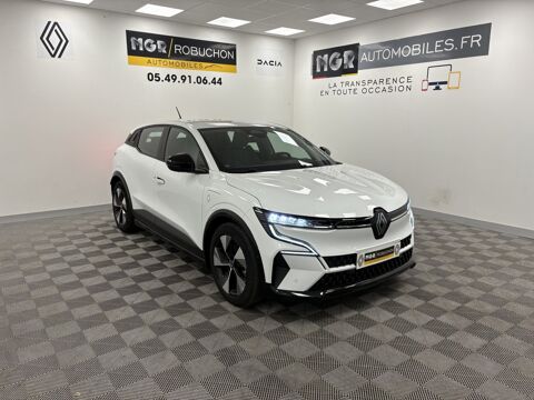 M&eacute;gane equilibre EV40 130ch standard charge 2022 occasion 86500 Montmorillon