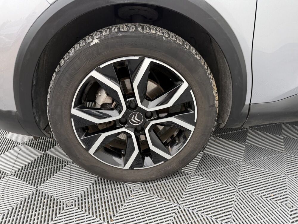 C4 &euml; 136 ch (100 kW) Auto Shine Pack 2021 occasion 69330 Meyzieu