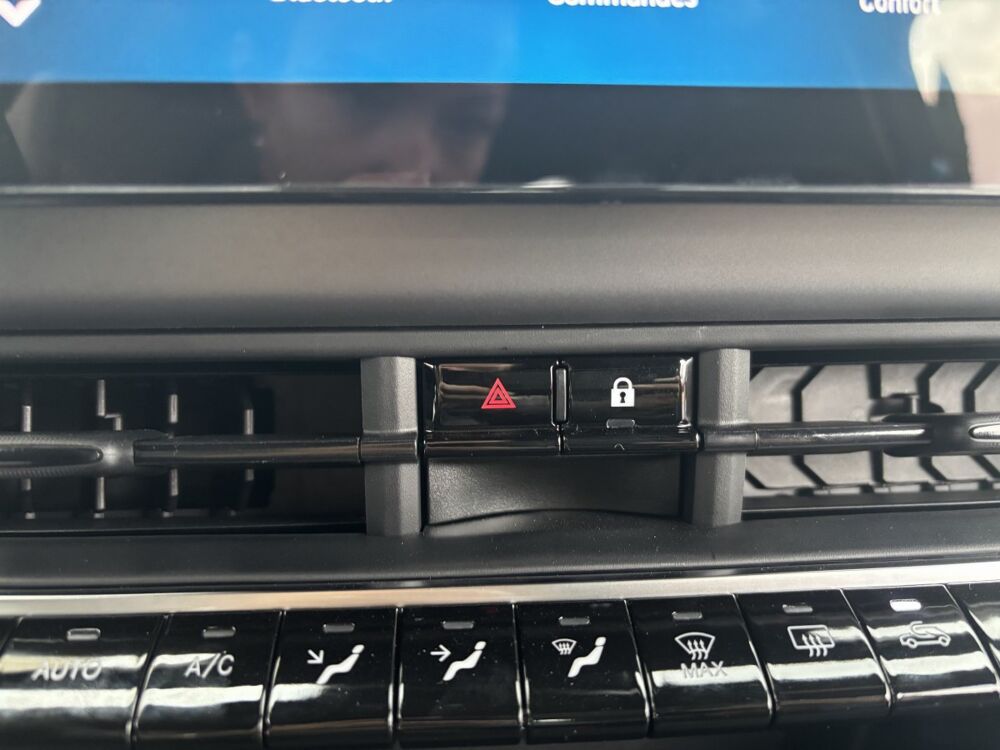 500 BEV 42KWH 2025 occasion 69330 Meyzieu