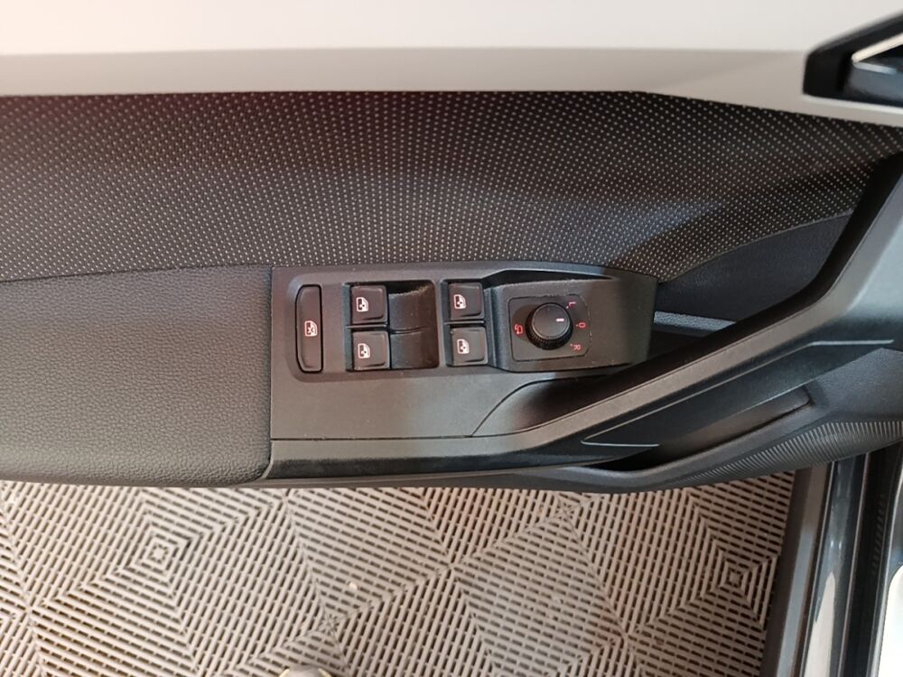 Arona 1.0 EcoTSI 115ch DSG7 S/S Xcellence 2019 occasion 91580 &Eacute;tr&eacute;chy