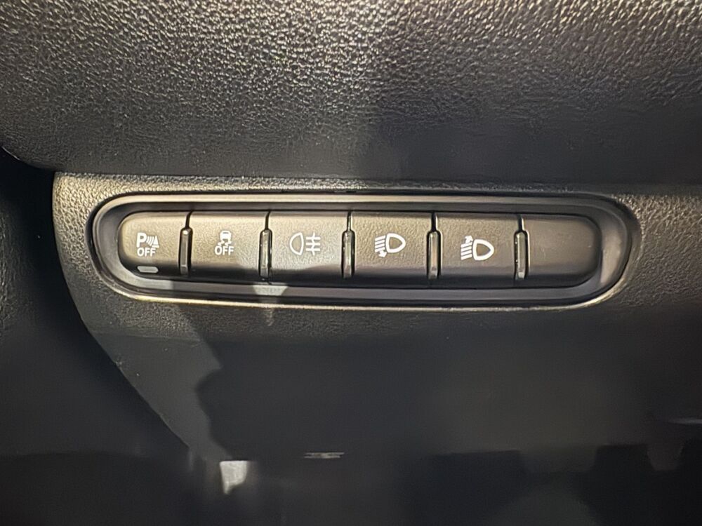 500 E 42kWh Pack Confort & Style 2023 occasion 76360 Barentin