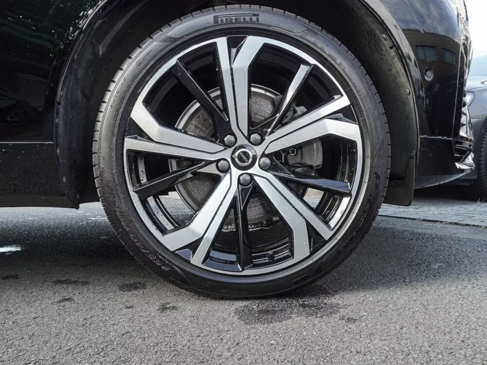 XC60 Recharge T8 AWD Ultimate Dark 455 S. Ventil&eacute;s Toit ouvrant A 2023 occasion 69007 Lyon