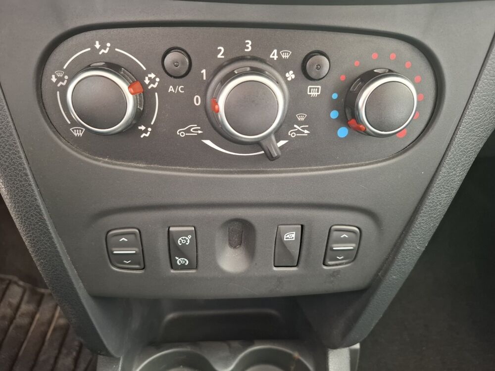 Sandero Stepway TCe 90 2017 occasion 76360 Barentin