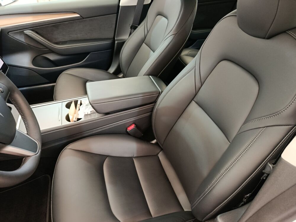 Model 3 Grande Autonomie Dual-Motor AWD 2024 occasion 91580 &Eacute;tr&eacute;chy