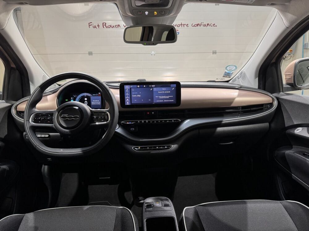 500 24kWh Pack Style 2023 occasion 76360 Barentin