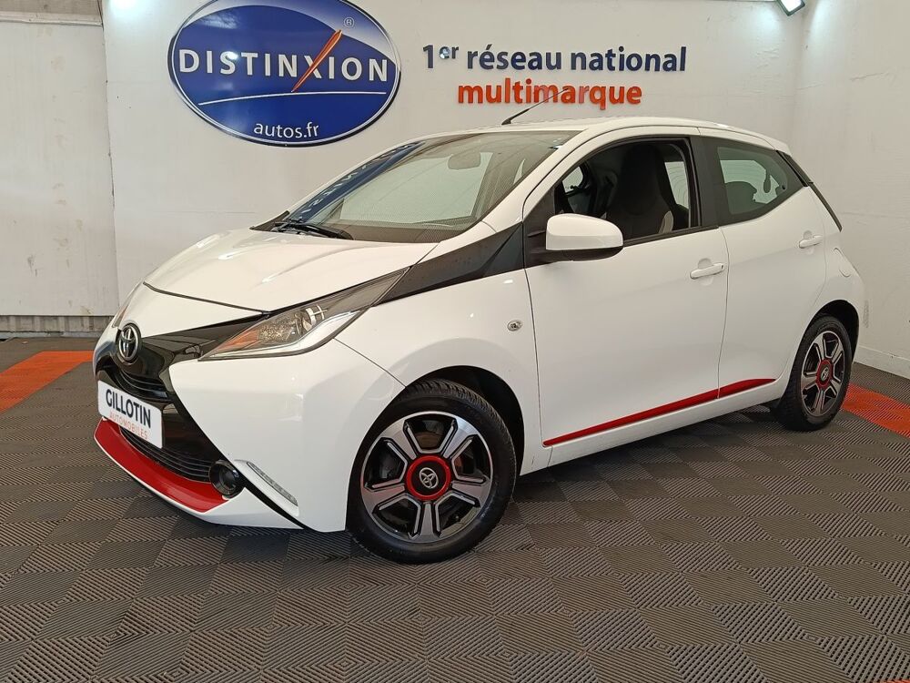 Jumpy 1.0 VVT-i x-play 2016 occasion 91580 &Eacute;tr&eacute;chy
