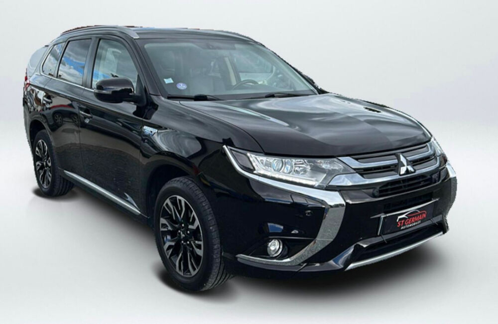 Outlander Hybride recharg Intense Style 4WD MY18 2018 occasion 42640 Saint-Germain-Lespinasse