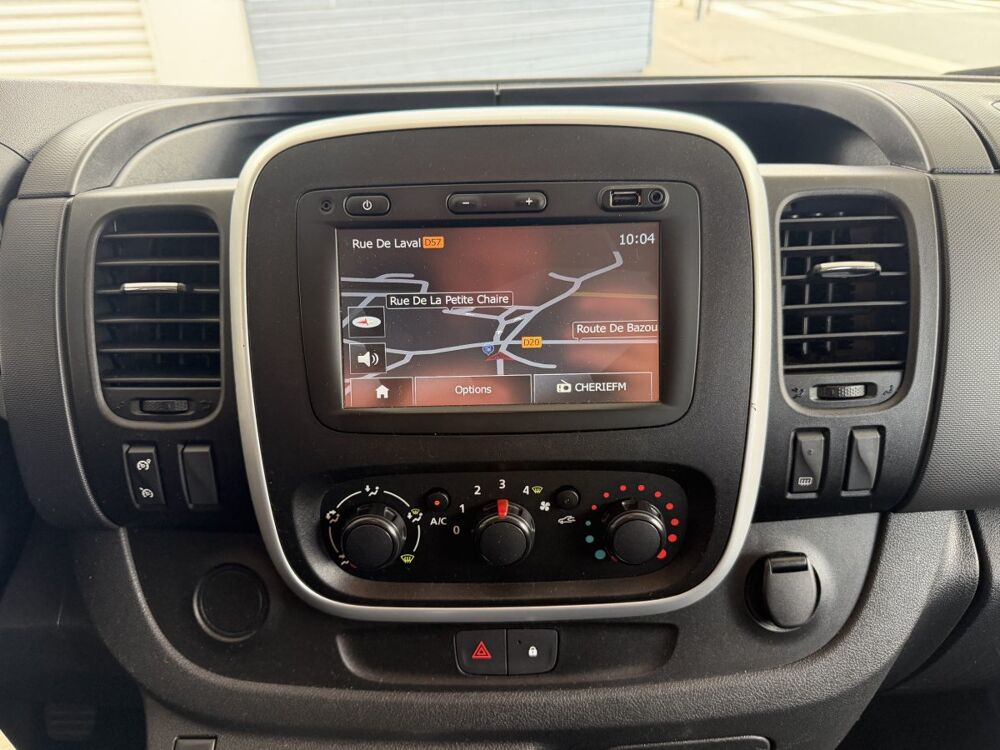 Jumpy trafic 1.6 CDTI 115 L1H1  6 places  2015 occasion 53210 Soulg&eacute;-sur-Ouette