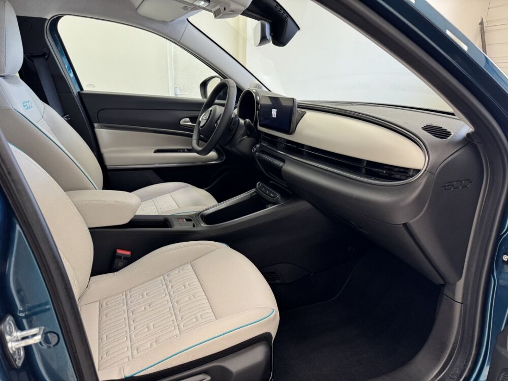 Fiat 600 1.2 Hybrid 100 DCT6 La Prima 2025 occasion 76360 Barentin