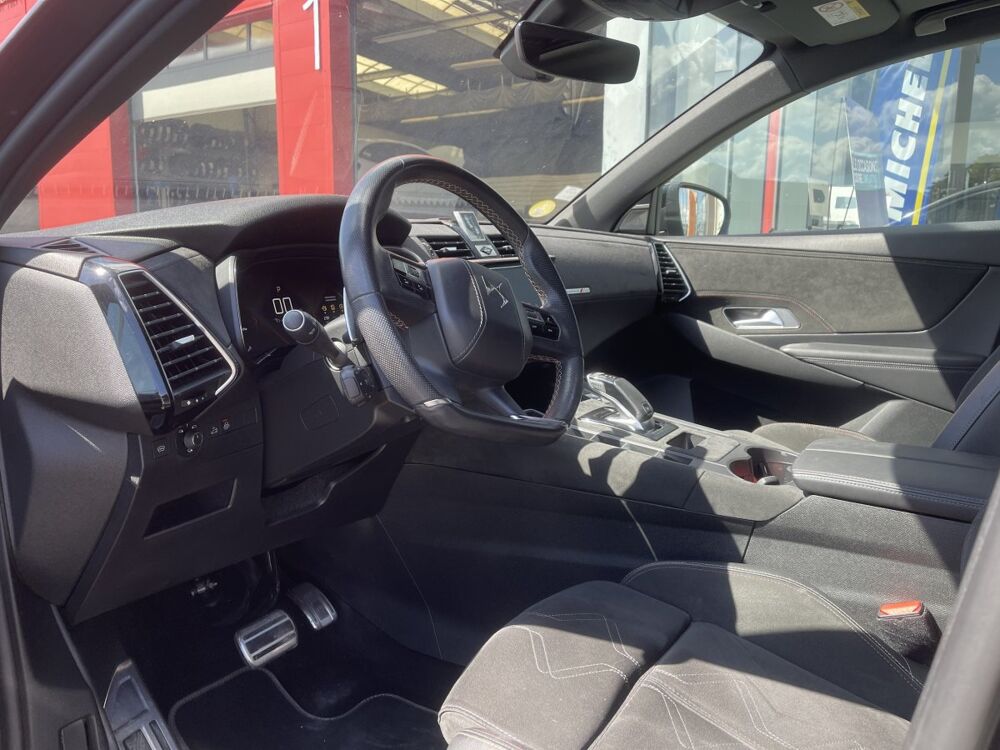 DS3 BlueHDi 130 Auto PERFORMANCE LINE + 2022 occasion 38460 Cr&eacute;mieu