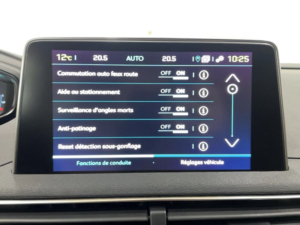 3008 Hybrid4 300 e-EAT8 GT 5 portes (f&eacute;vr. 2020) (co2 30) 2020 occasion 63300 Thiers
