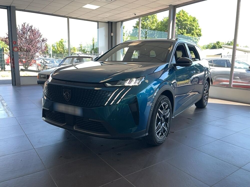 5008 1.2 HYBRID 145 E-DCS6 ALLURE 11858km 2025 occasion 38090 Villefontaine