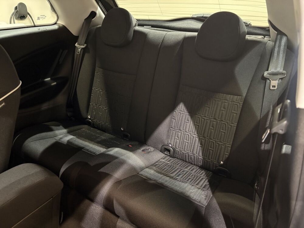 500 E 42kWh Pack Confort & Style 2023 occasion 76360 Barentin