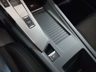 308 PHEV 180 E-EAT8 ALLURE 2025 occasion 91580 &Eacute;tr&eacute;chy