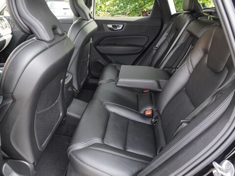 XC60 Recharge T8 AWD Ultimate Dark 455 S. Ventil&eacute;s Toit ouvrant A 2023 occasion 69007 Lyon