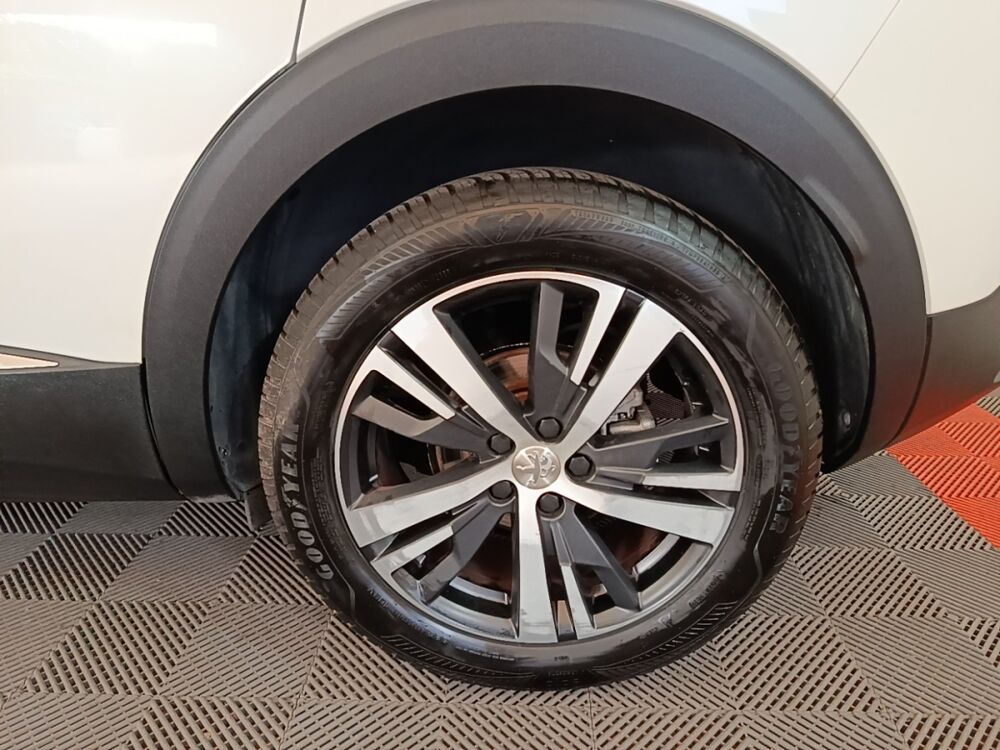 3008 1.2 PURETECH 130 S&S GT LINE 2017 occasion 91580 &Eacute;tr&eacute;chy