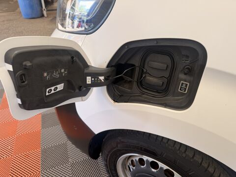 Jumpy Taille XS 100% &euml;lectric 50kWh Cityvan 2022 occasion 91580 &Eacute;tr&eacute;chy