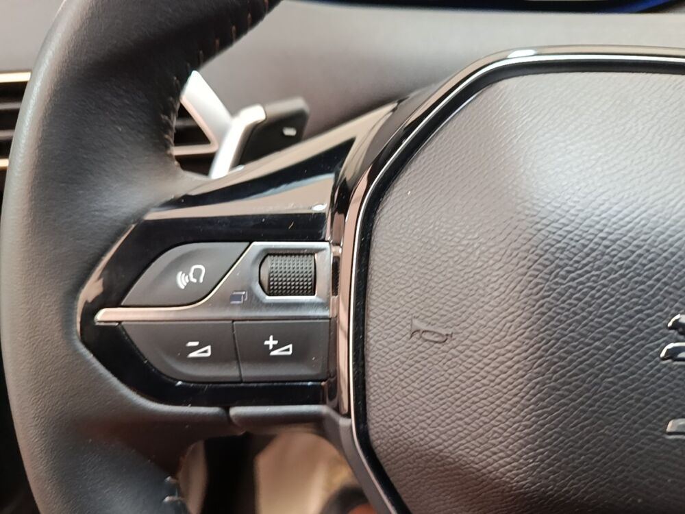 3008 1.6 HYBRID 225 E-EAT8 Allure 2023 occasion 91580 &Eacute;tr&eacute;chy