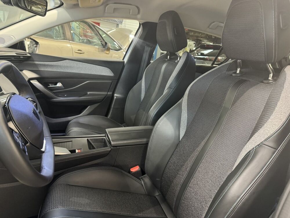 308 1.6 HYBRID 180 E-AUTO 8 ALLURE 2024 occasion 30220 Aigues-Mortes