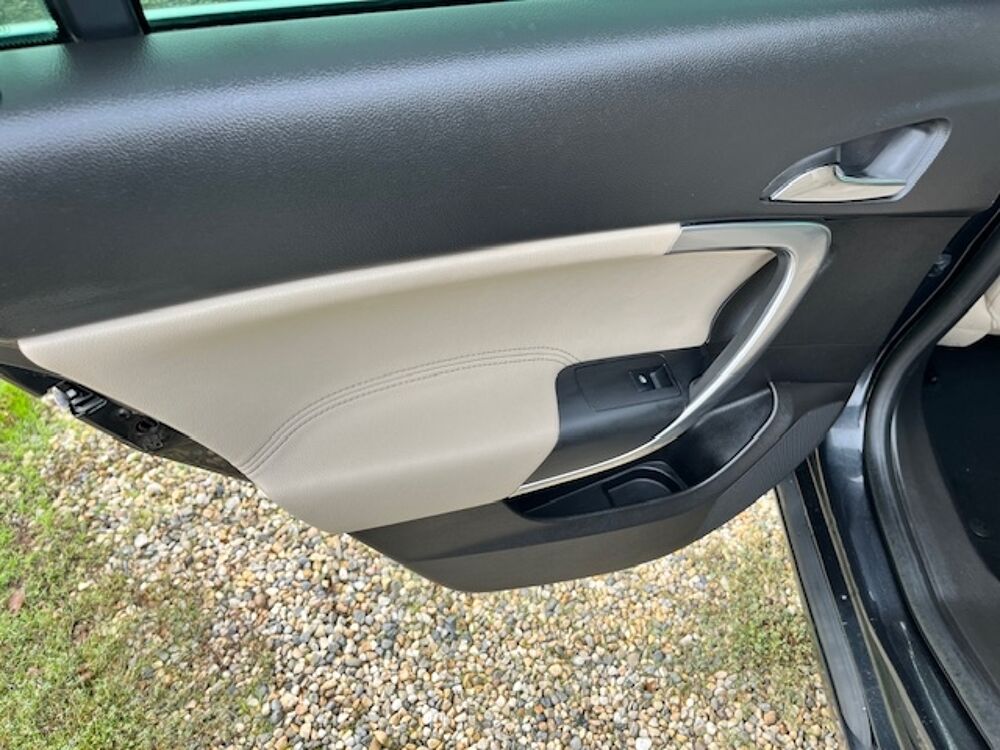 Insignia 2.0 CDTI 163 ch ecoFLEX Cosmo Pack 2013 occasion 47200 Saint-Pardoux-du-Breuil