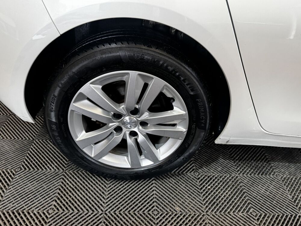 308 Puretech 110 S&S Active Business 2019 occasion 91580 &Eacute;tr&eacute;chy