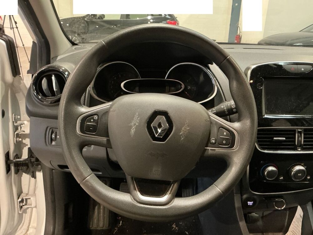 Clio IV G&eacute;n&eacute;ration TCe 90 - 19 sans plomb 95 5 portes (d&eacute;c. 2019) ( 2020 occasion 35210 Ch&acirc;tillon-en-Vendelais
