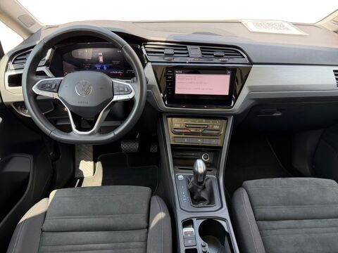 Touran 1.5 TSI Style 7P 150 ch Toit ouvrant Attelage Pack Voyage Au 2024 occasion 69007 Lyon