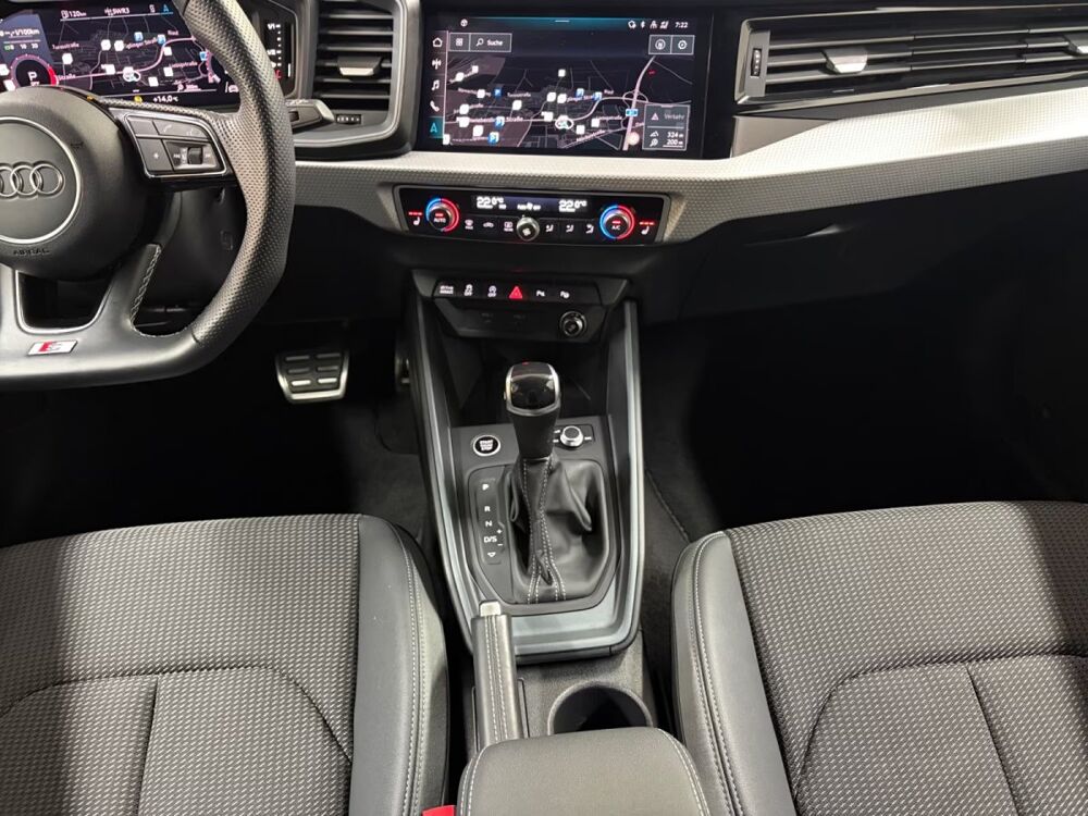 A1 40 TFSI S Line 207 ch Pack Noir CarPlay M&eacute;plat Autres mod&egrave;le 2023 occasion 69007 Lyon